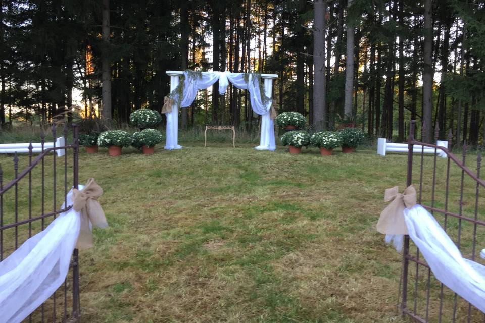 Wooded Ceremony Site