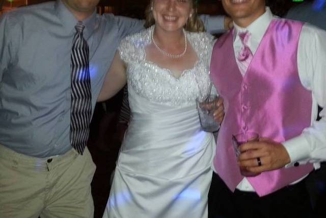 Infinity DJ, Wedding Specialist