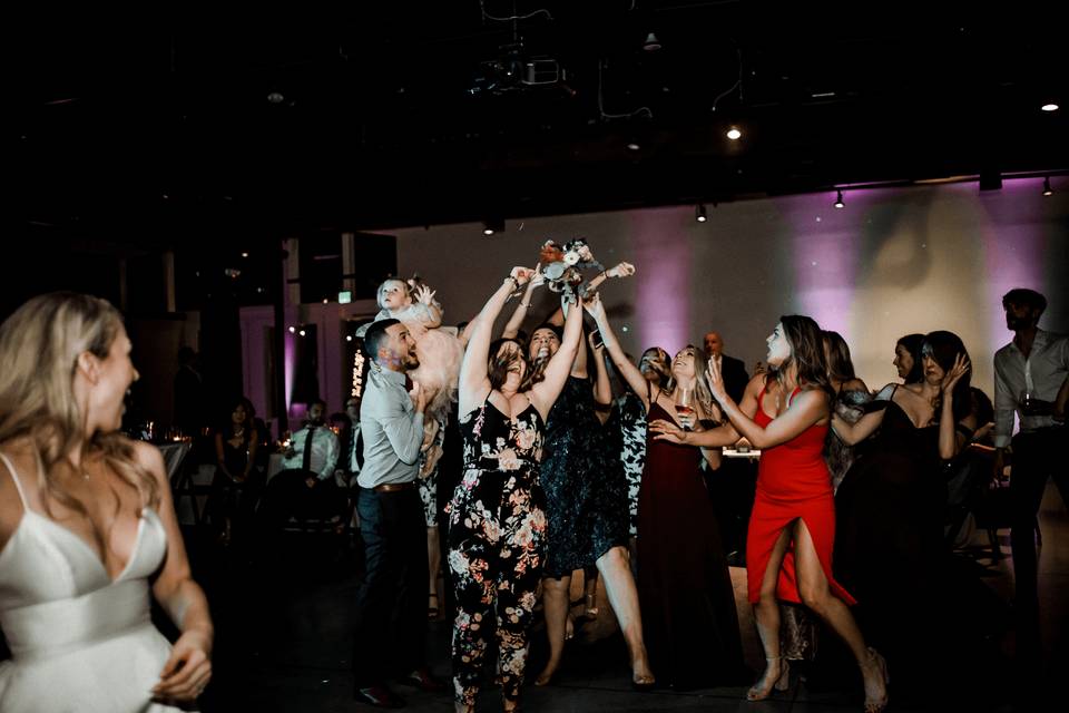 Bouquet toss