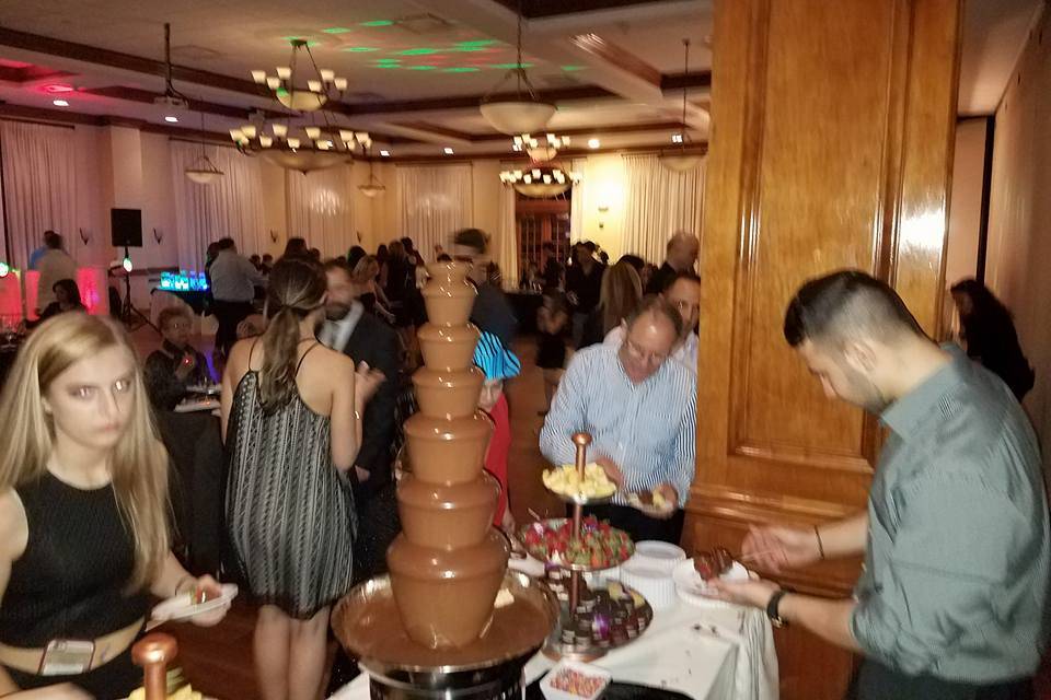 Chocolate fountain