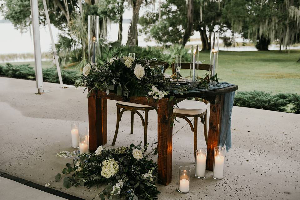 Sweetheart table