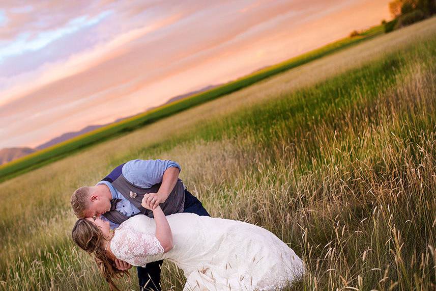 Wedding kisses