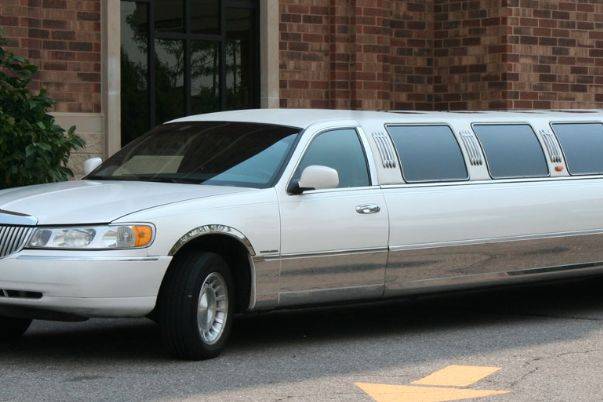 14 Passenger Limousine