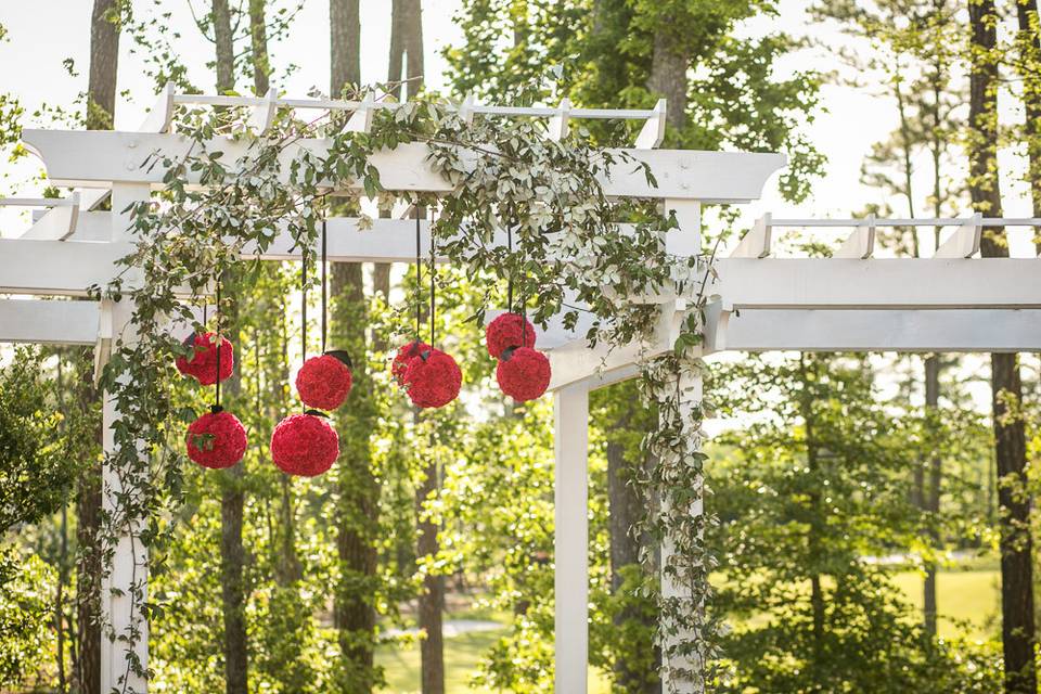 Red rose kissing ball