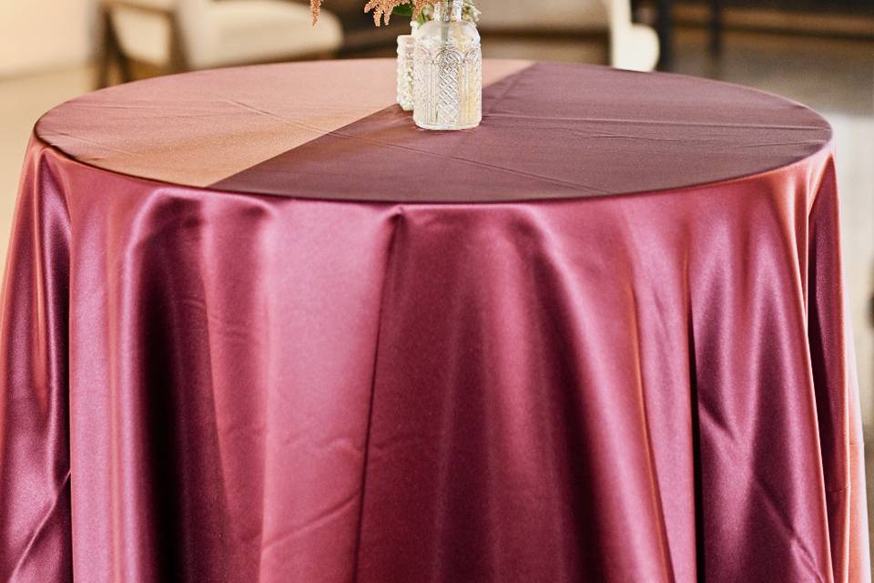 Cocktail table