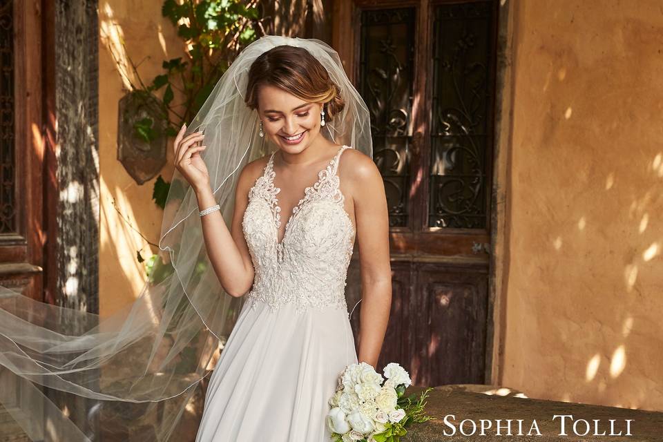 Sophia Tolli