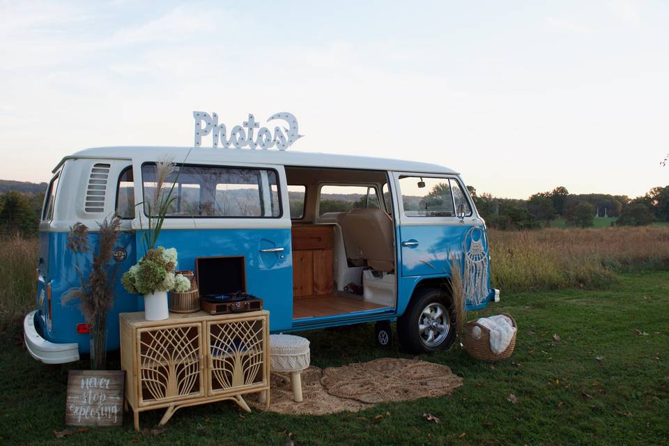 The Beautiful Bus farm event