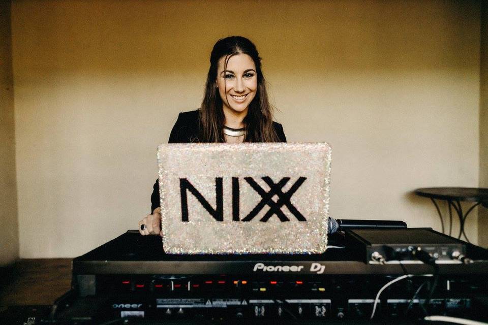 DJ Nixx - Photo: Gloria Goode
