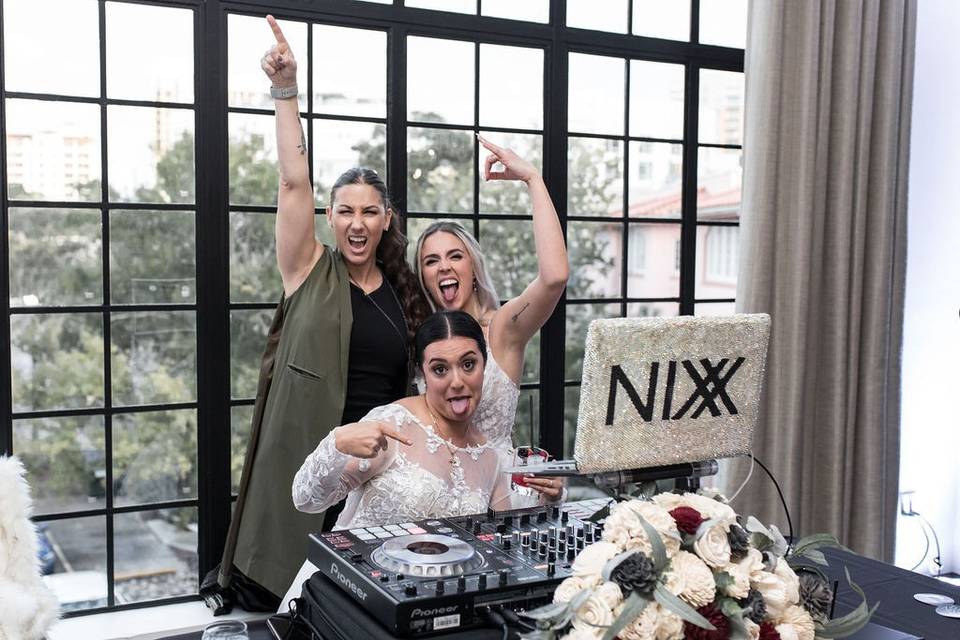 DJ Nixx