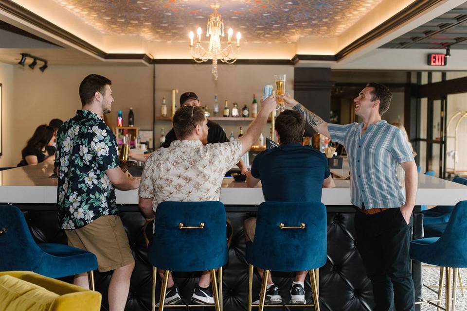 Cocktail Hour / Lobby Bar