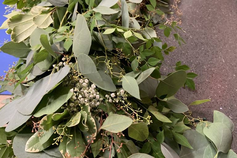 Greenery table runner