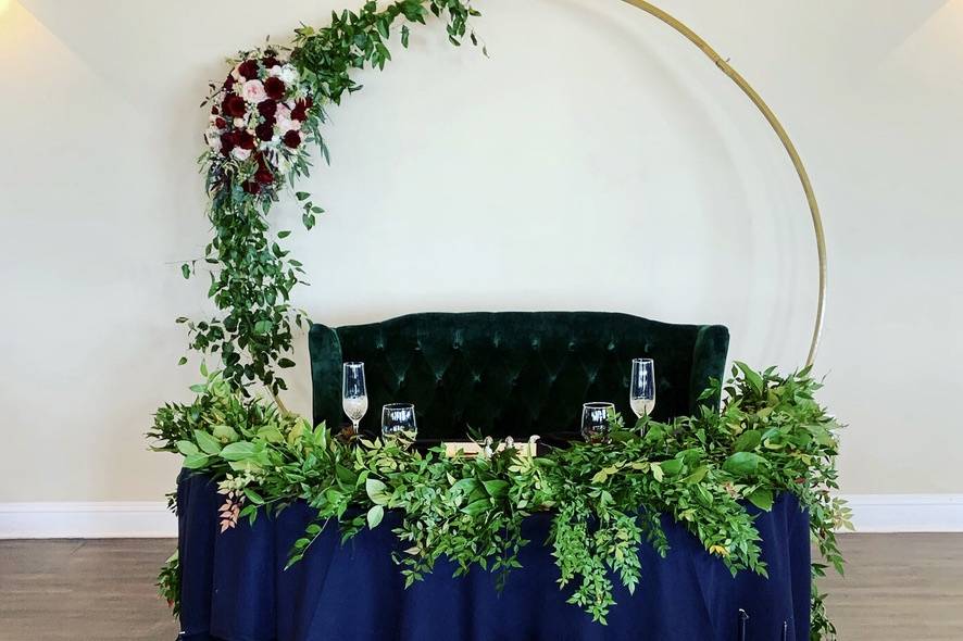 Greenery sweetheart table