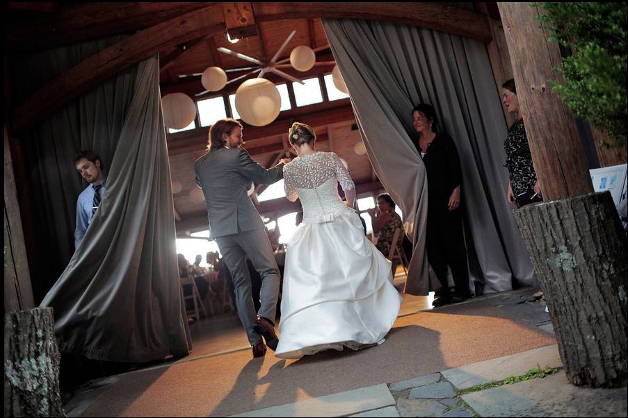 Couple entering the reception