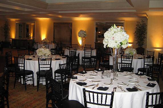 Yellow Room Lighting $300.