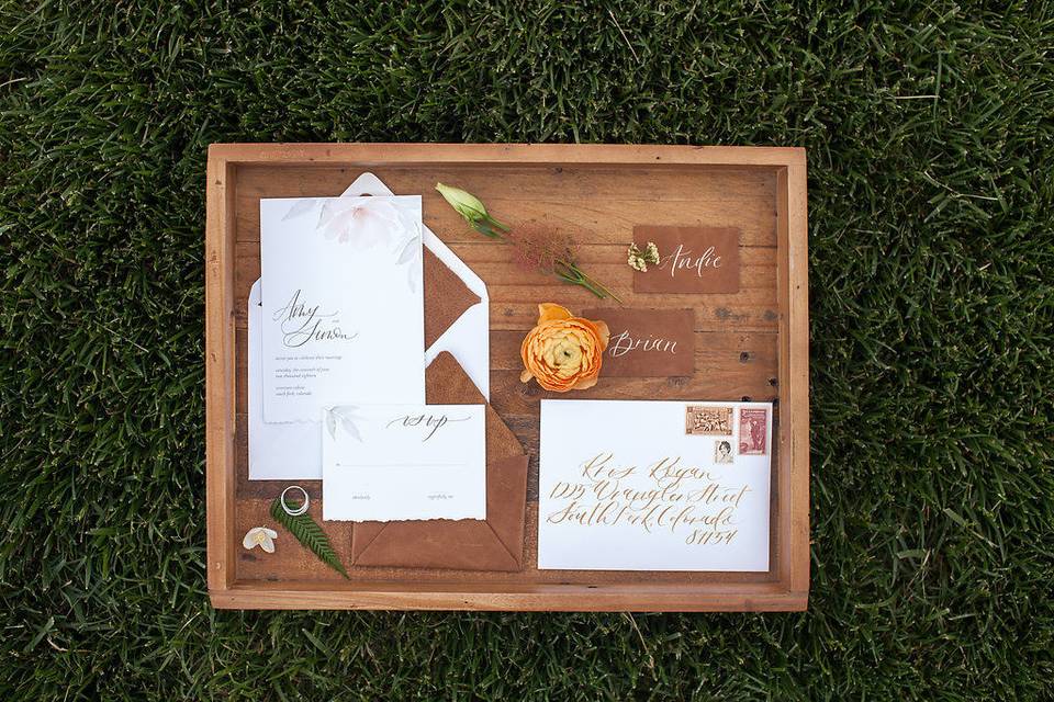 A gorgeous mountain luxury wedding invitation suite