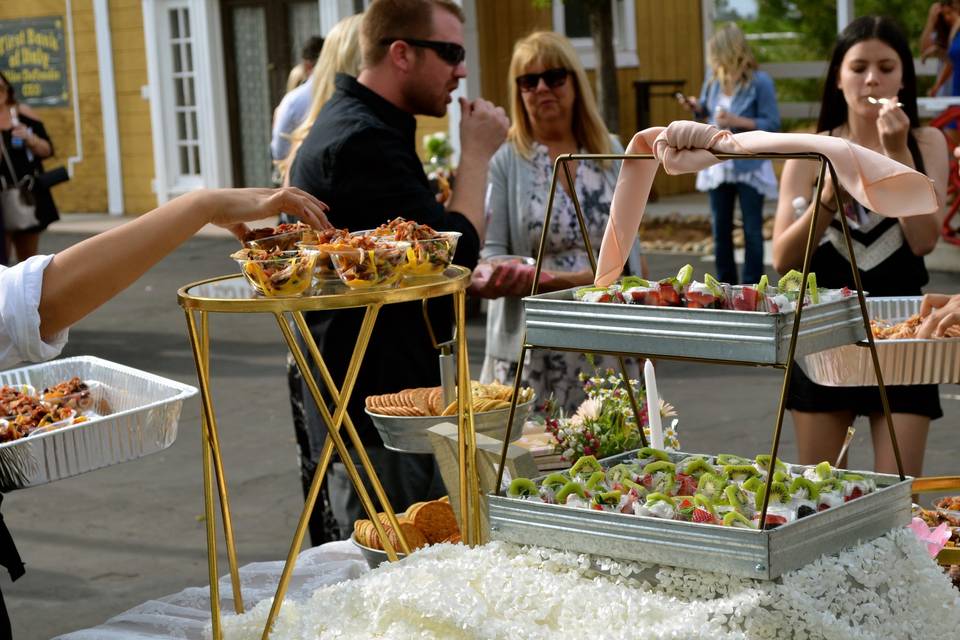 The Smokin' Burrito Food Truck and Catering