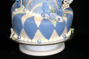 Cake by Alessandra