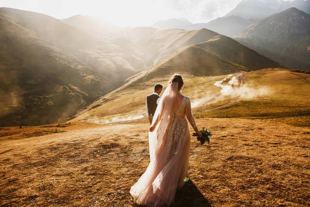 Brandon Handy weddings couples