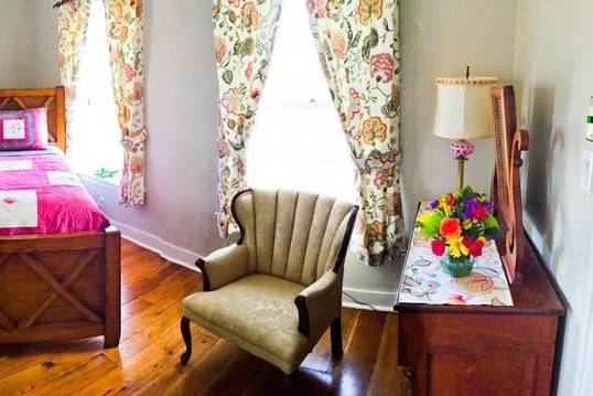 Elmwood Farm Bed & Breakfast