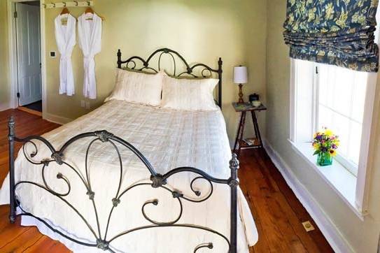 Elmwood Farm Bed & Breakfast