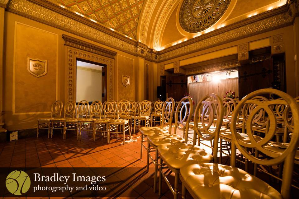 Indoor ceremony setup