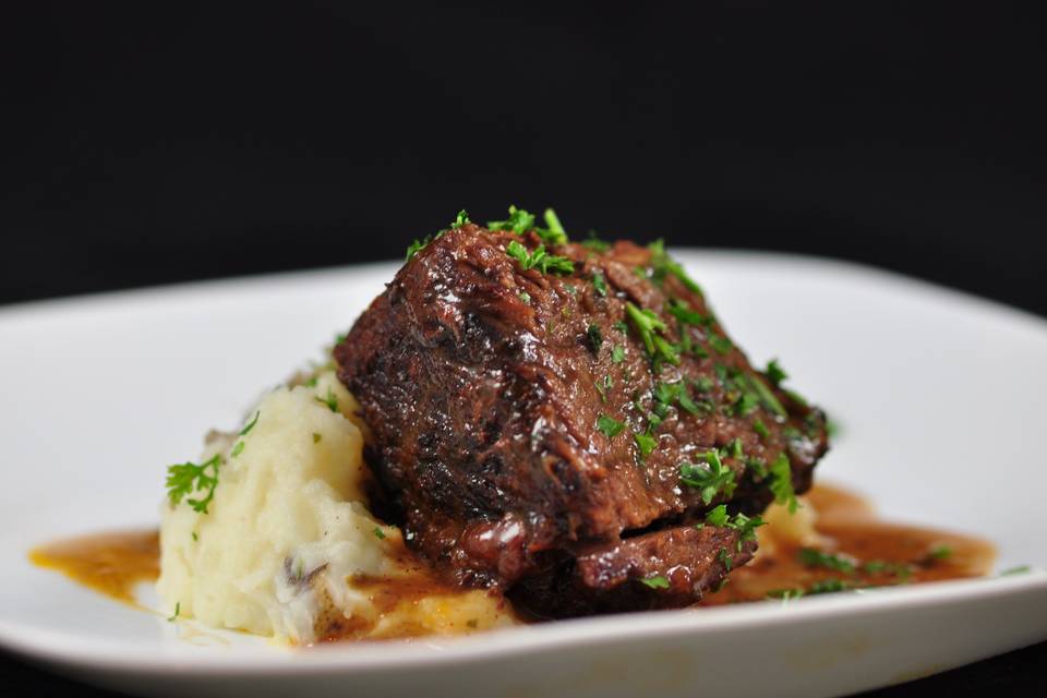 Kona crusted short ribs