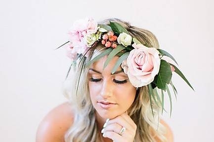 Dramatic floral crown - Blushd Beauty