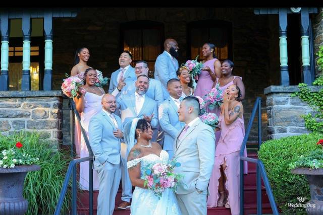 wedding party.png