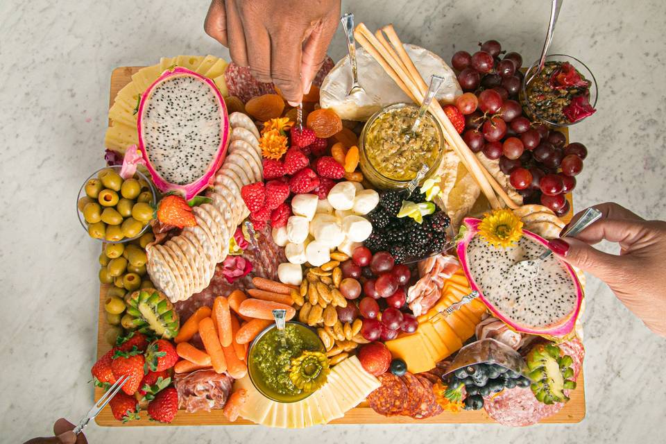 charcuterie board 10.jpeg