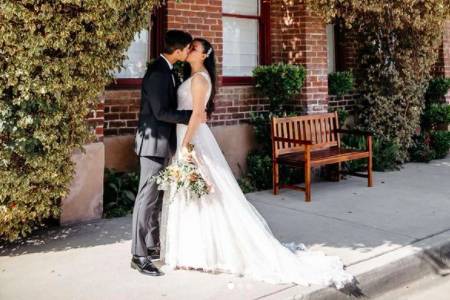 Red Door Kiss