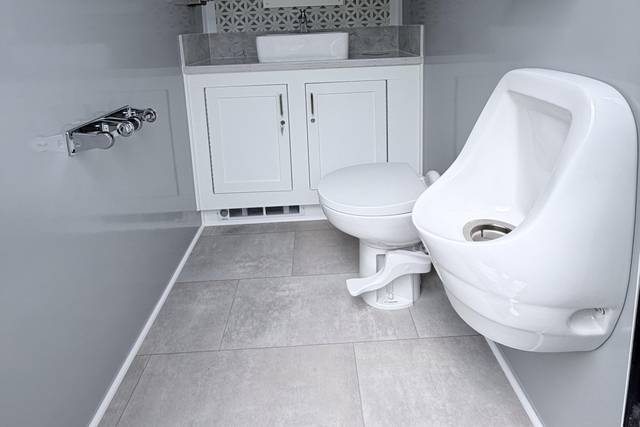 TCS Ten-Co Services LLC Luxury Restroom Trailers