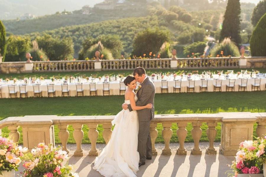 Tuscany villa wedding