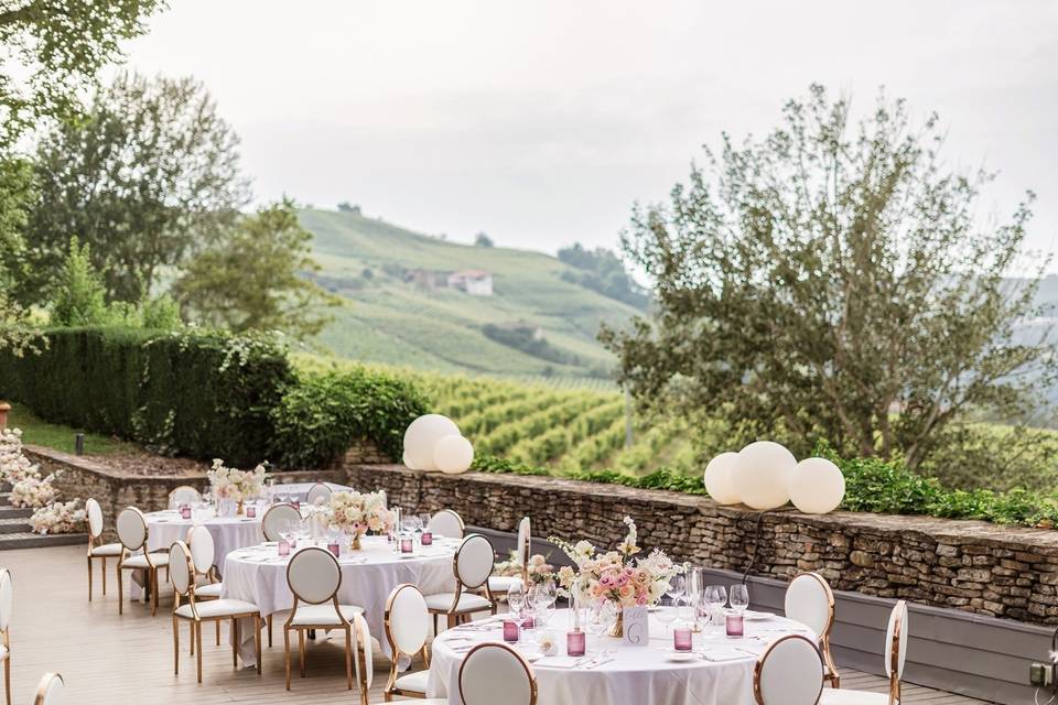 VINEYARD WEDDING