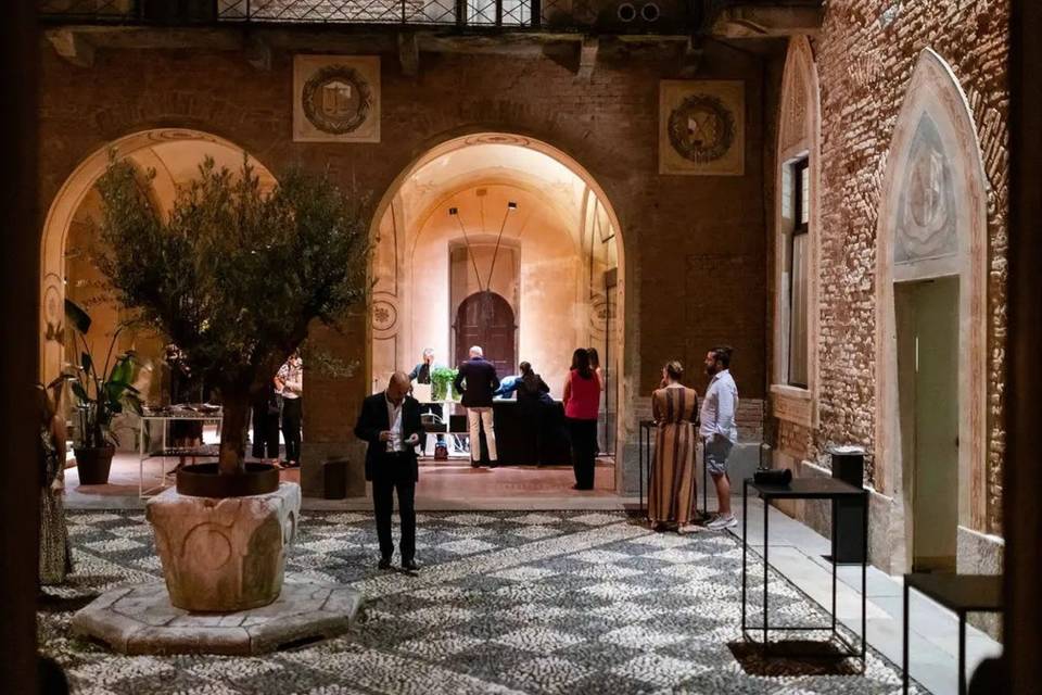 14.Castle Courtyard.jpg