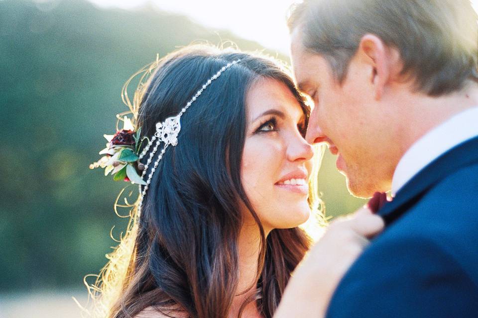 Close up of the gorgeous headband with floral accent Cassie wore. Photo courtesy of Jamie and Chase photography.