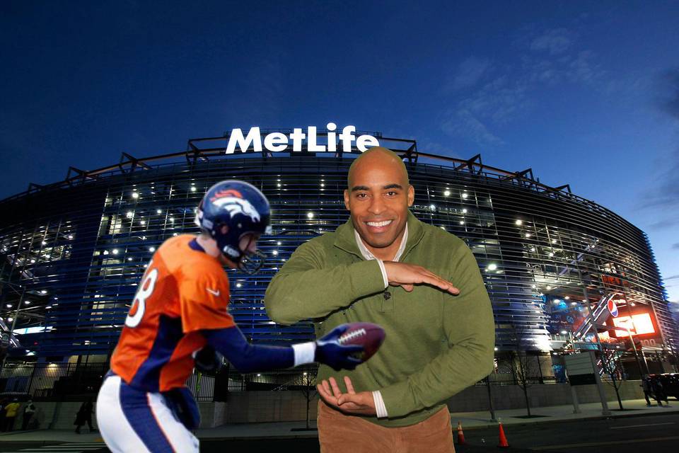 This is actually Tiki Barber!  The Super Bowl Party was at a  banquet hall in the  Meadowlands area.  An indoor event but with the use of the green screen we put the  guests  infront of the MetLife Statium.