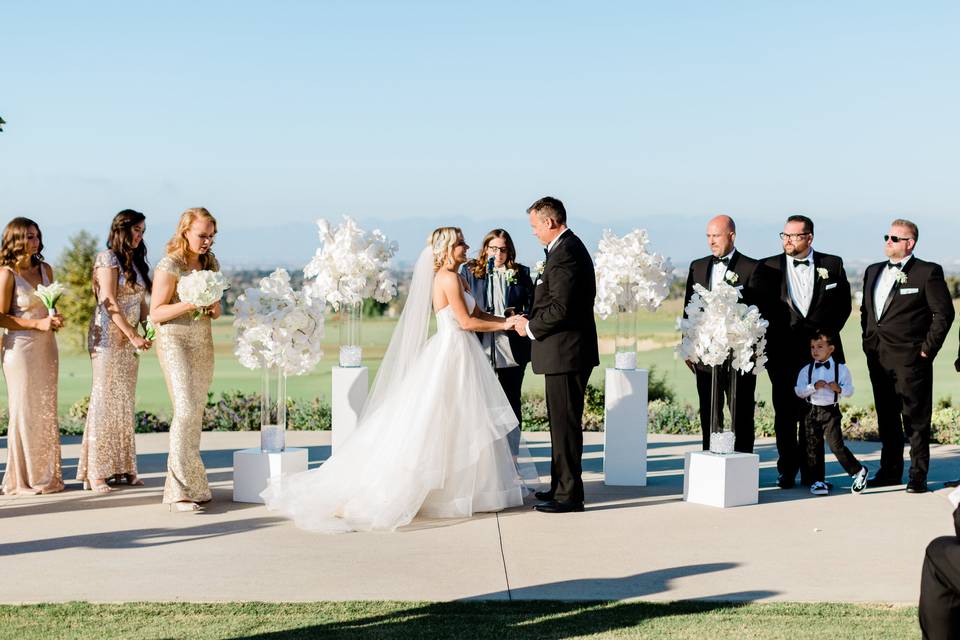 Rolling Hills Country Club - saying their vows