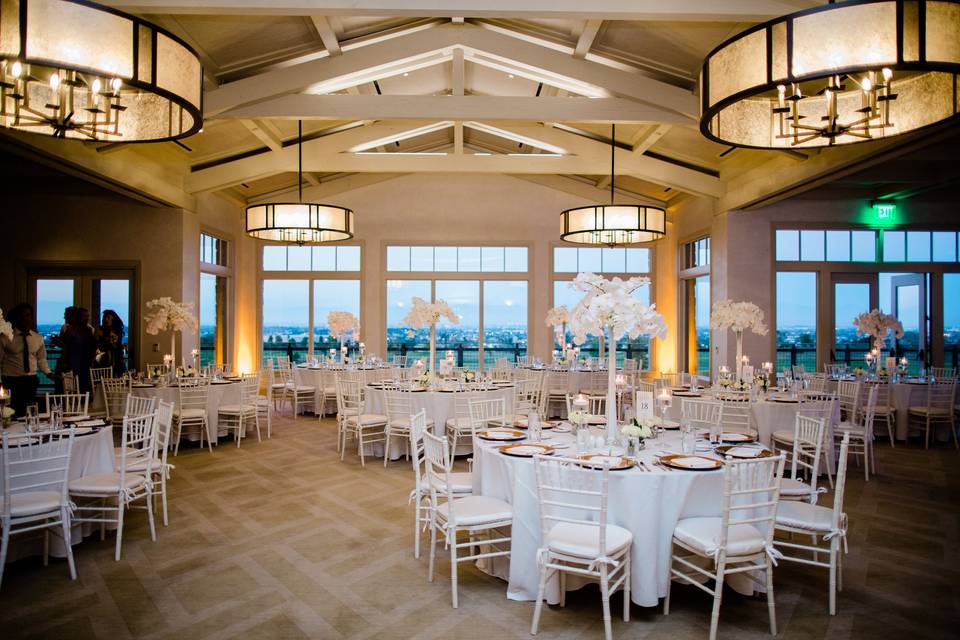 Rolling Hills Country Club - customizable event spaces