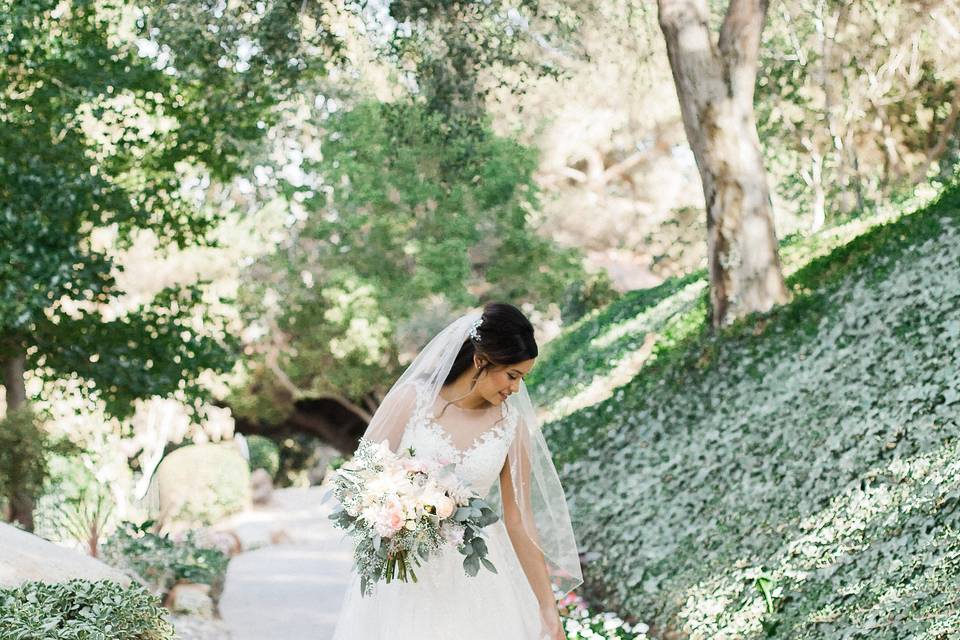 Stunning bride