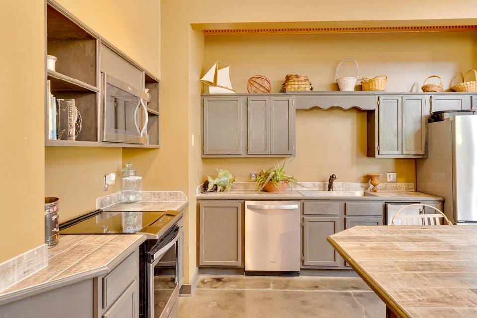 Pool house kitchen