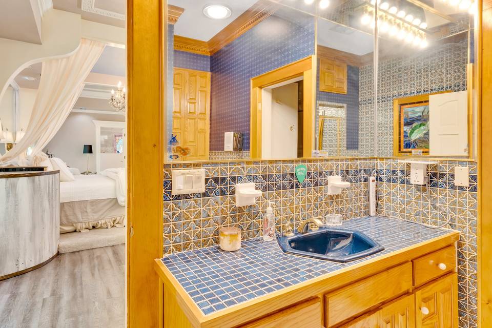 His Master bath
