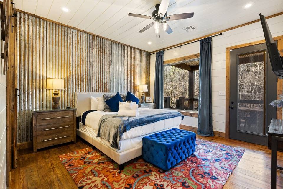 Beavers Bend Hamptons of Hochatown Vacation Rentals LLc