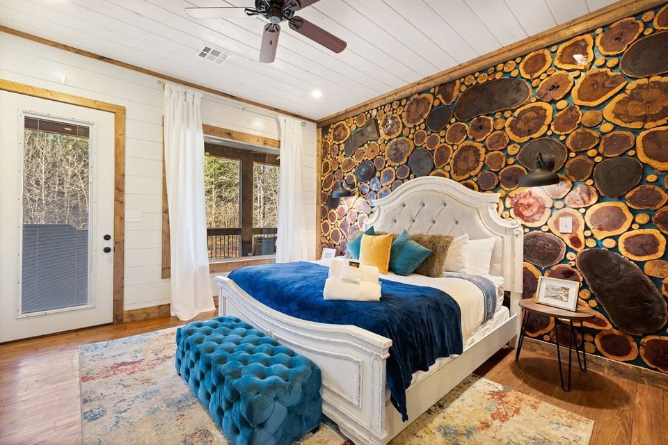 Beavers Bend Hamptons of Hochatown Vacation Rentals LLc