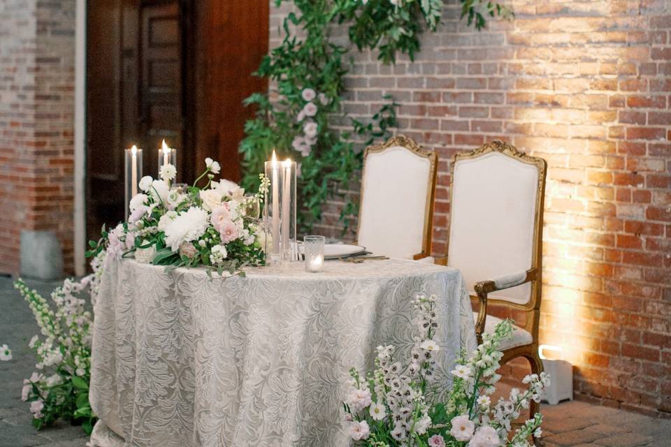 Sweetheart Table