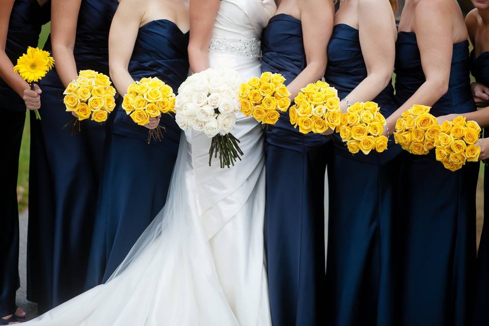 Yellow Bridesmaids Bouquets