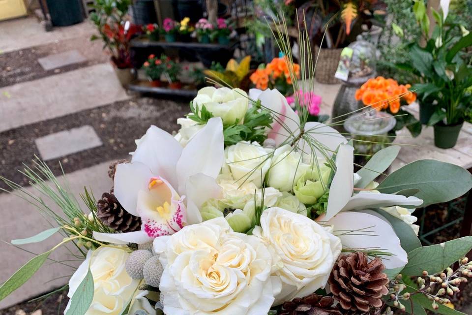 Winter bridal bouquet