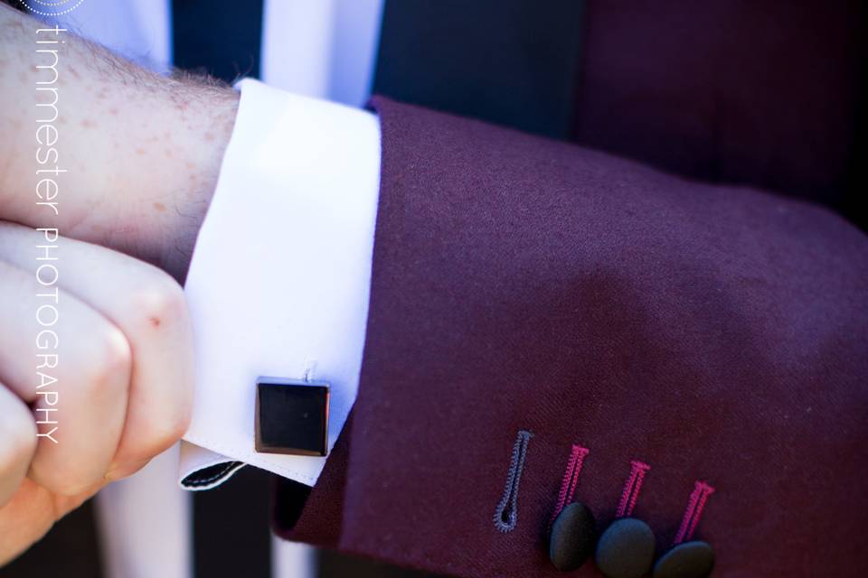 Coat cuff links