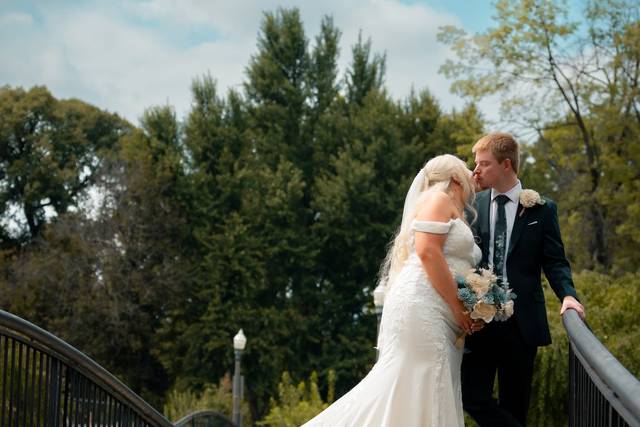 Bride & Groom