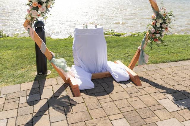 Arbor for ceremony