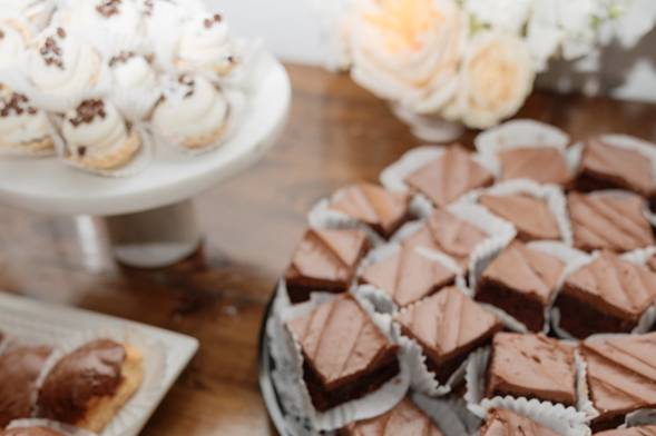 Dessert display